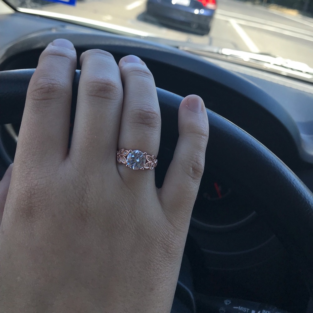 NEW Very beautiful rose gold ring - Picture 3 of 3